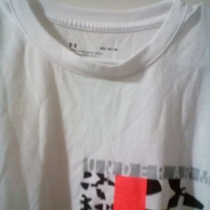 Under armour women's t shirt